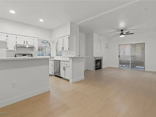 2251 Wigwam Pkwy APT 2116, Henderson, NV 89074