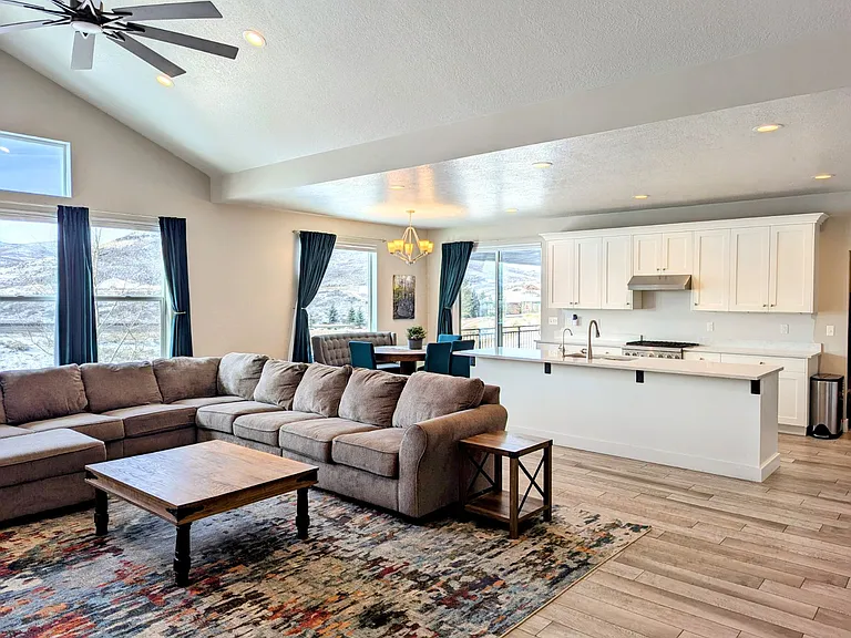380 E Keetly Station Cir — Photo 21