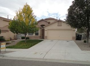 672 Shore Meadows Dr NE, Rio Rancho, NM 87144