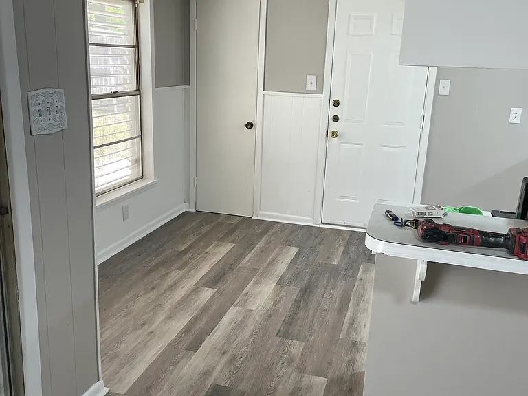 725 S 19th St — Photo 5