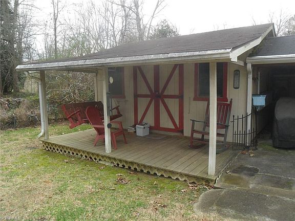 3rd image of 4202 Kingsland Dr