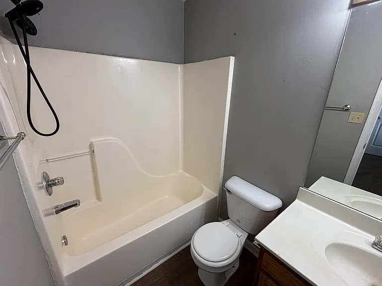210 Maple Leaf Ln — Photo 7