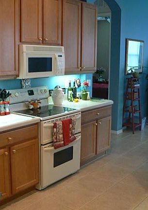 3rd image of 327 SW Lake Forest Way #S