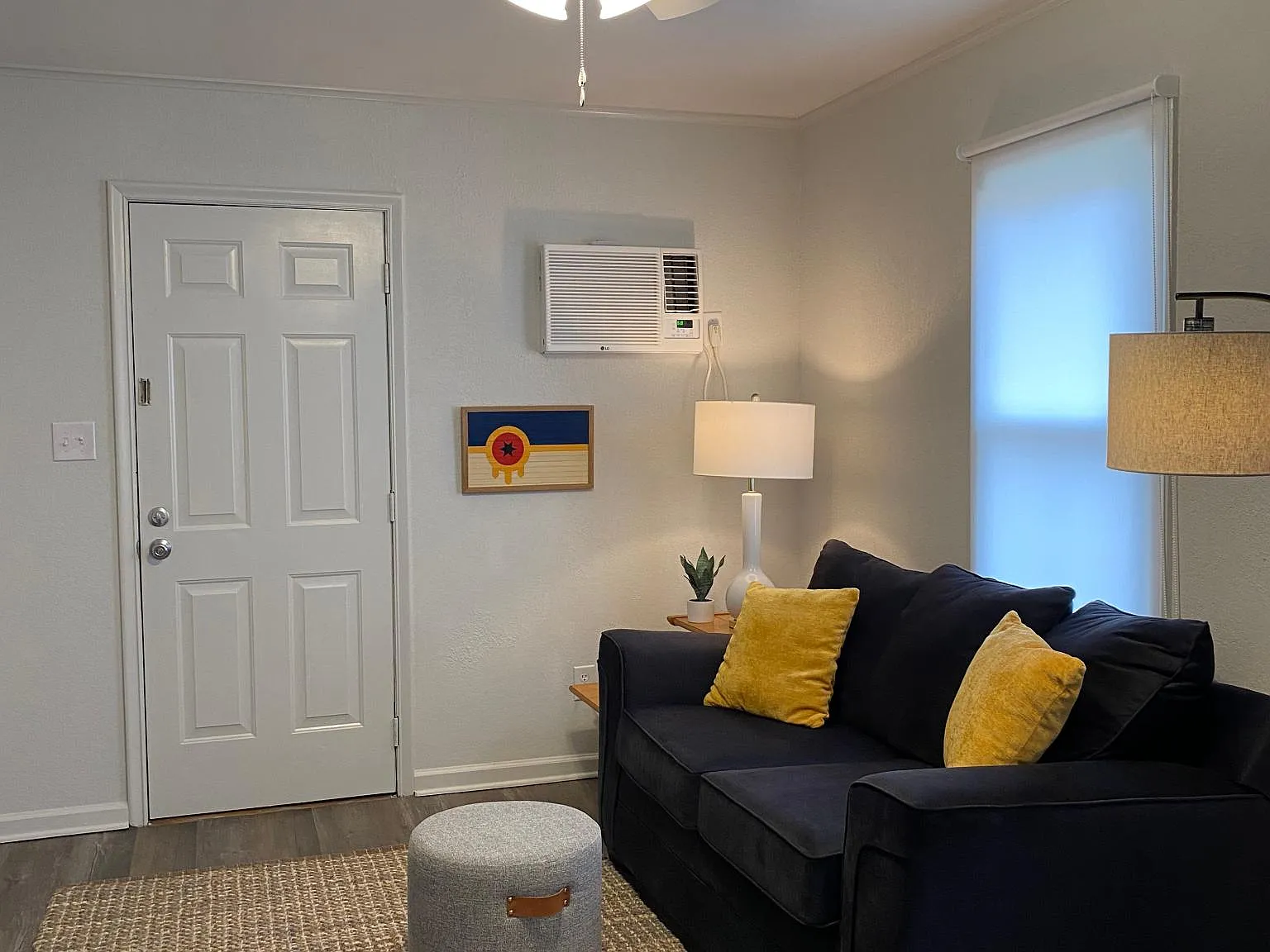 1 bed, 550 sqft, $1,500 — Photo 3