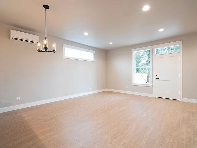 15893 SE Washington Ct — Photo 12