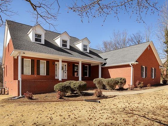 2nd image of 321 Briarleigh Rd