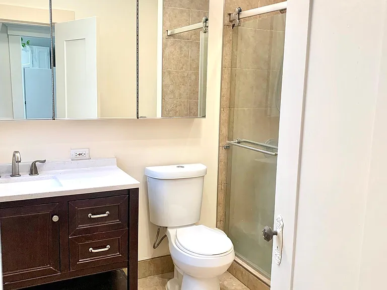 2422 Fulton St — Photo 5