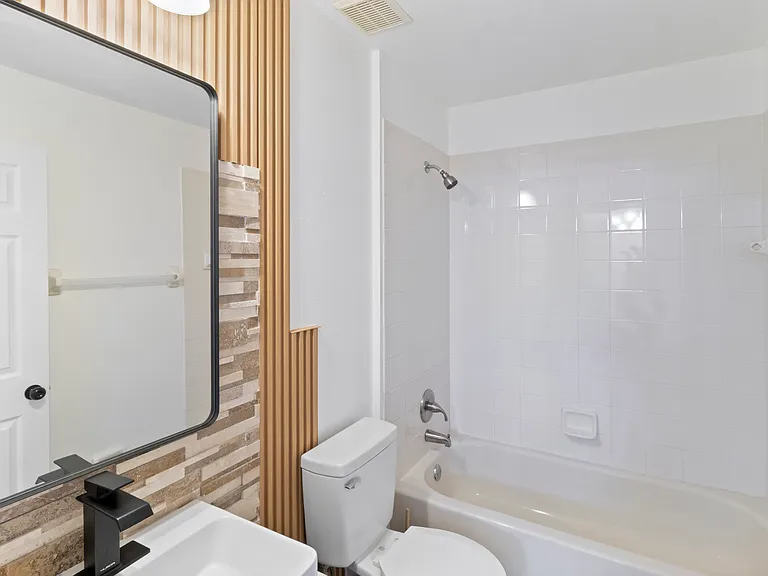 1601 Perdido Ct — Photo 11