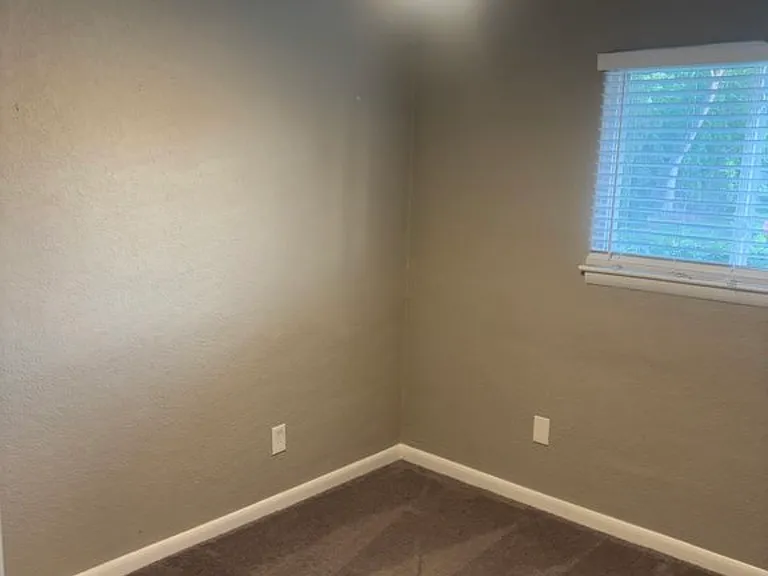 5012 Titian Ln — Photo 18