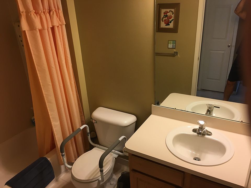 1st image of 3604 Lexington Dr
