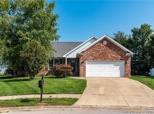 5617 Silktree Trl, Jeffersonville, IN 47130