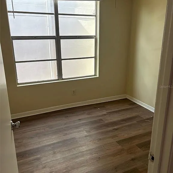 111 S Newport Ave #15 — Photo 6