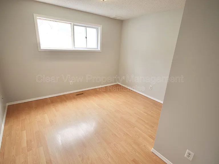 1224 5a Ave S #LOWER LEVEL — Photo 10