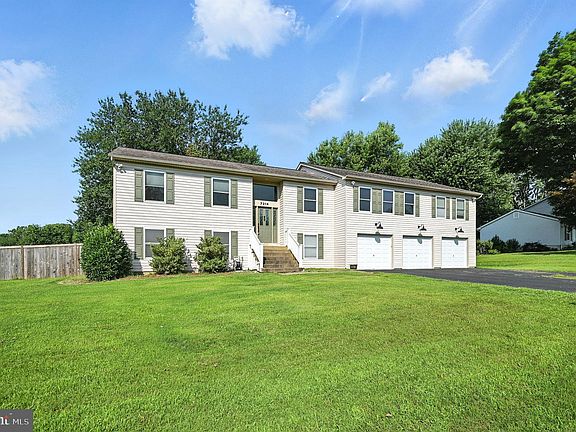 2nd image of 7314 Westmoreland Dr
