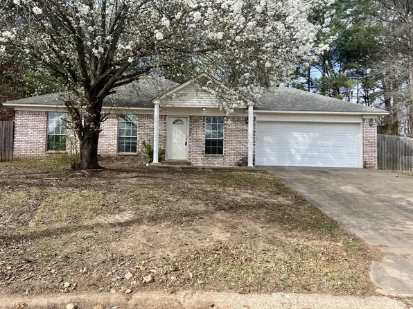 1200 Oakview Dr, Benton, AR 72015