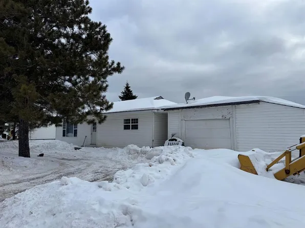 20 Lower Avenue, Bishop Falls, NL A0H1C0