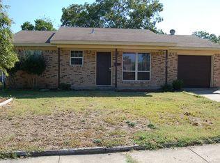 1014 Glynn Dr, Garland, TX 75040