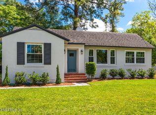 2215 Larchmont Rd, Jacksonville, FL 32207