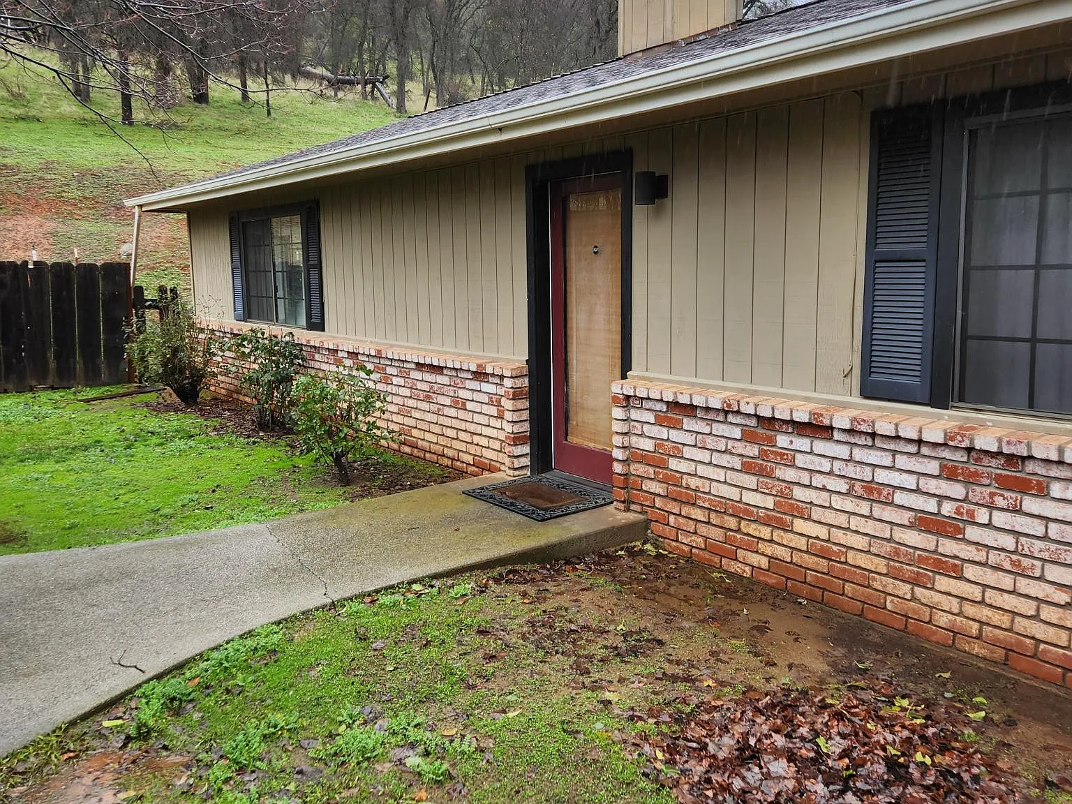 20360A Luke Ct — Photo 1
