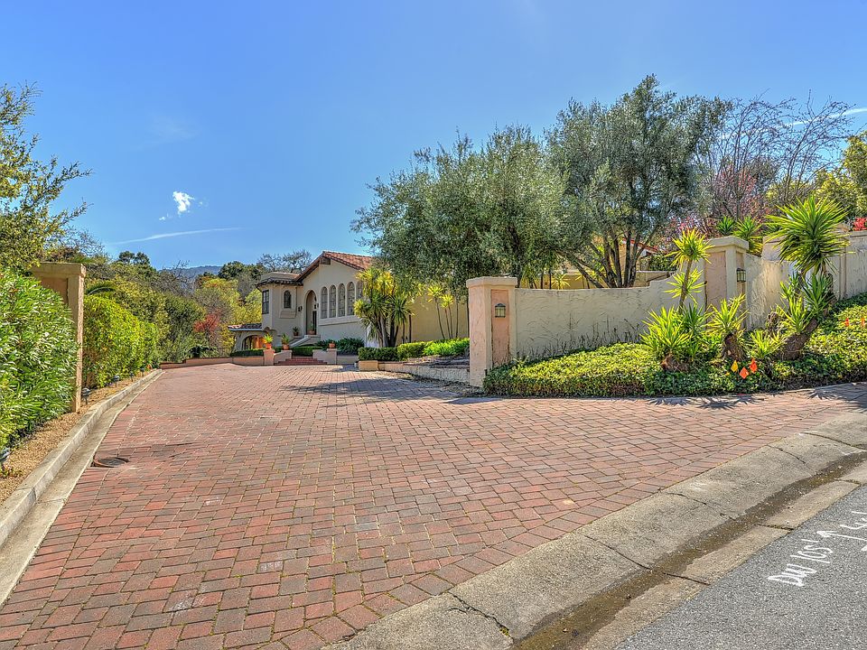 1st image of 27022 Dezahara Way