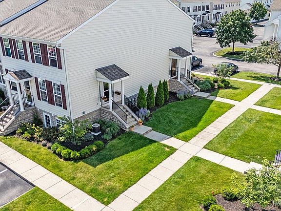 5th image of 7043 Monarchos Dr #13