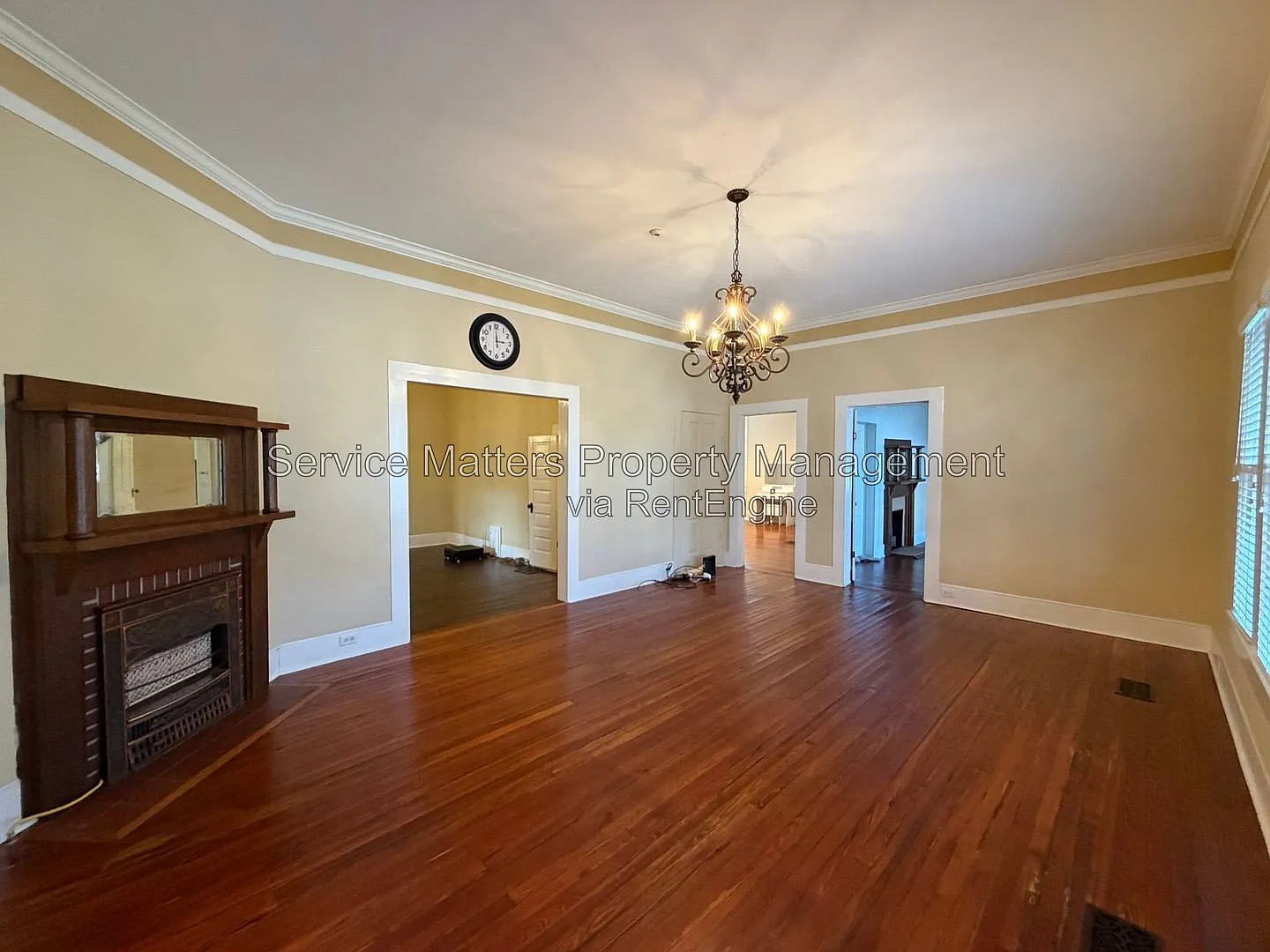 3 bed, 2.0 bath, 2128 sqft, $2,395 — Photo 3