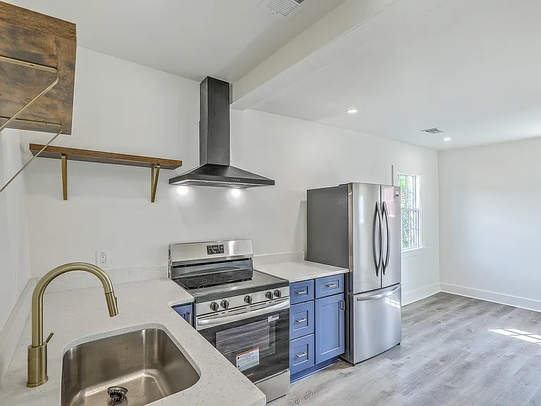 68 Lee St #B — Photo 4