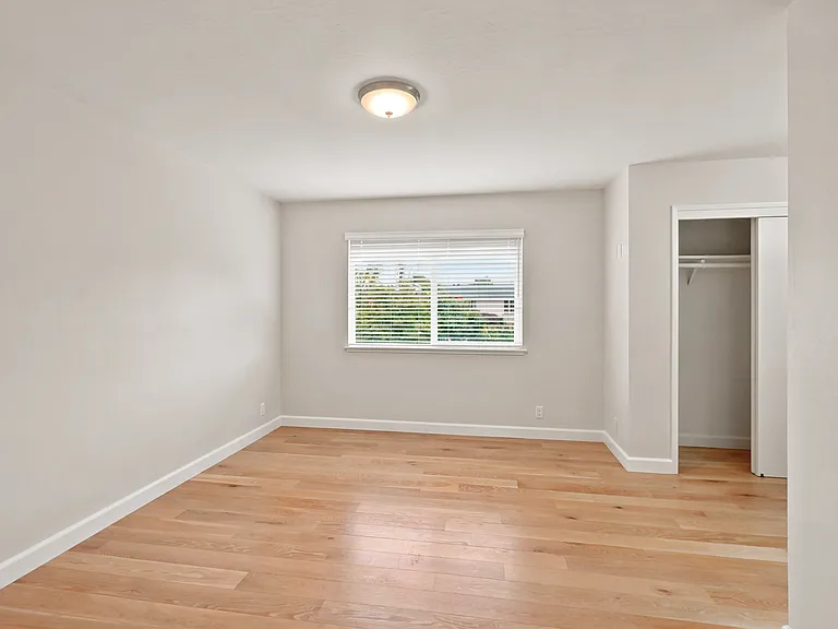 412 Kehoe Ave — Photo 15