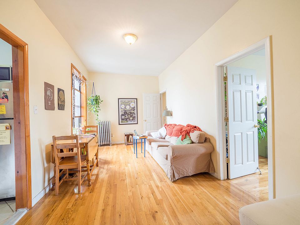 1st image of 359 Saint Johns Pl APT 7