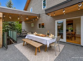 2323 Aspen Ct, Whistler, BC V8E0A6