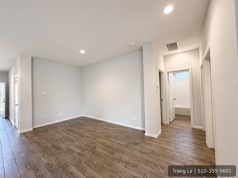 8636 Centerboard Ln — Photo 34