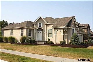 1st image of 518 S 181st St