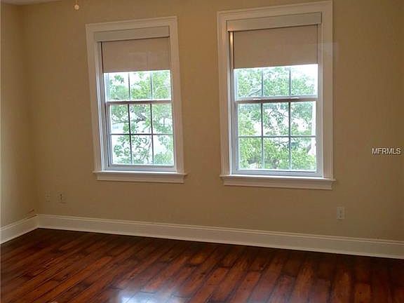 4th image of 3409 W Horatio St Unit 111