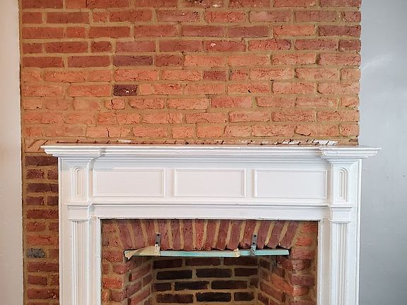 5th image of 102 N Bedford St