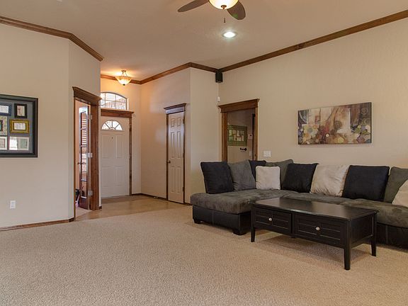 4th image of 508 SW 164th Ter