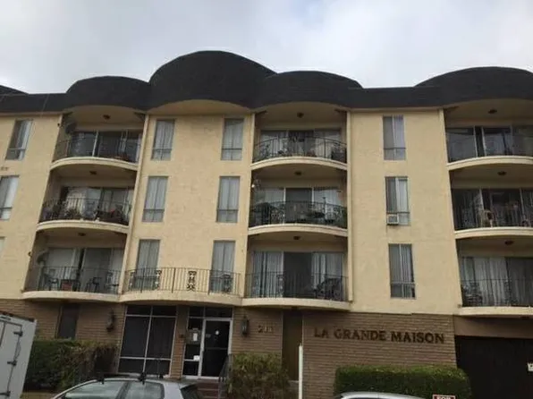 La Grande Maison, 211 Grand Ave #407, Long Beach, CA 90803