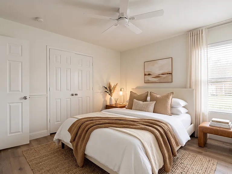 8111 Stowe Springs Ln — Photo 10