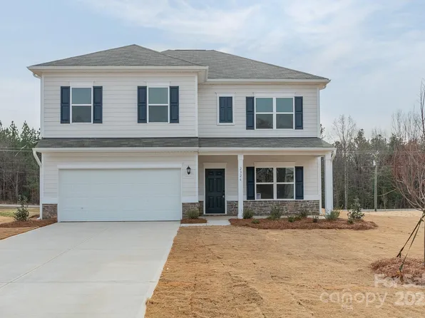 2326 Palomino Ct, Sherrills Ford, NC 28673