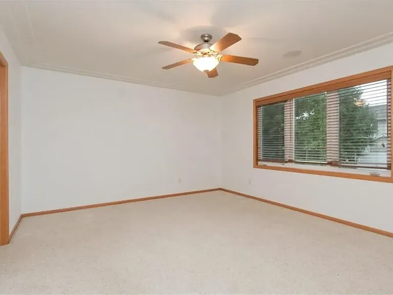 7329 Walden Rd NE — Photo 11