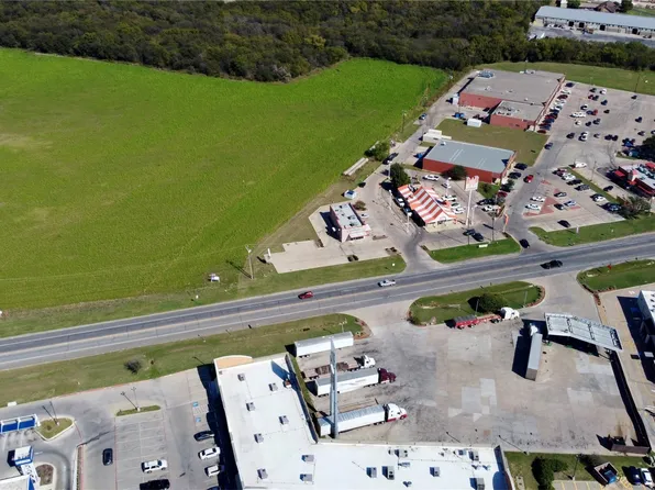 5611 S Interstate Highway 35 W, Alvarado, TX 76009