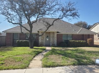912 Ledgemont Dr, Plano, TX 75025