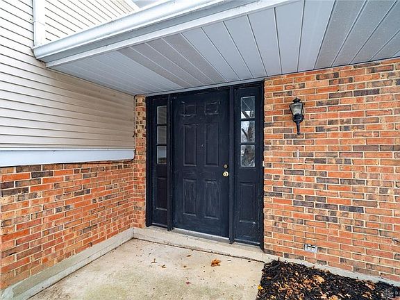 3rd image of 902 Ashcreek Dr