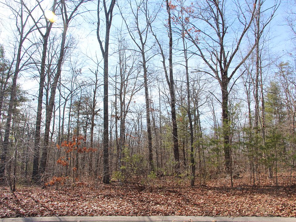 1st image of Park Trace Dr