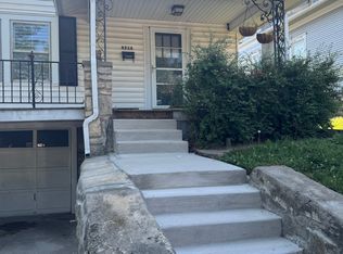 4714 Jarboe St, Kansas City, MO 64112