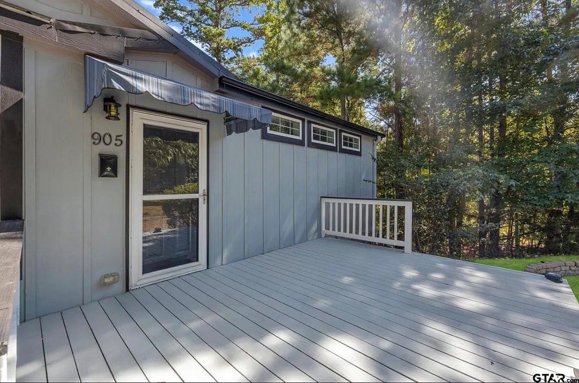 3 bed, 1800 sqft, $2,400 — Photo 4