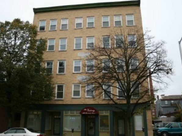 586 Merrimack St APT 2A