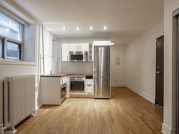 3rd image of 56 Maitland St #50016B-112