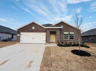 312 Wildrose Cir, Cleburne, TX 76033