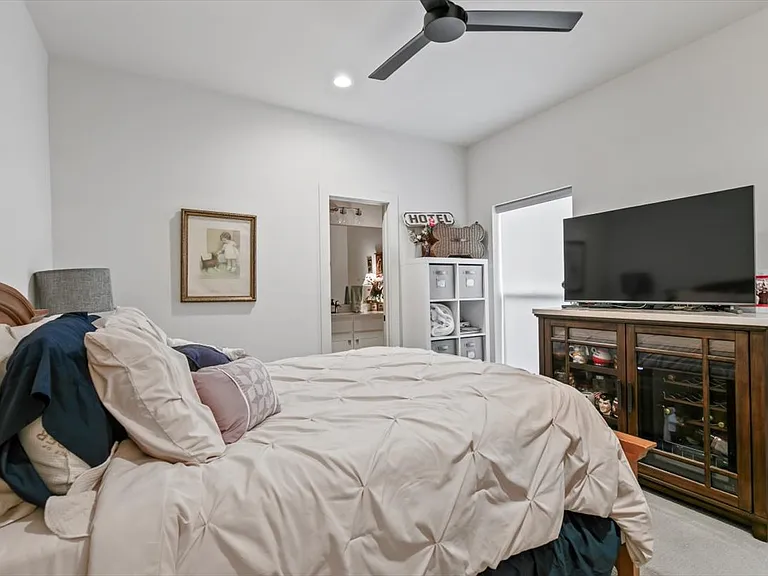 809 Meadow Bend Loop S — Photo 22
