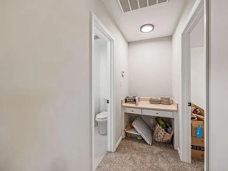2056 Sylvan Lake Dr — Photo 27